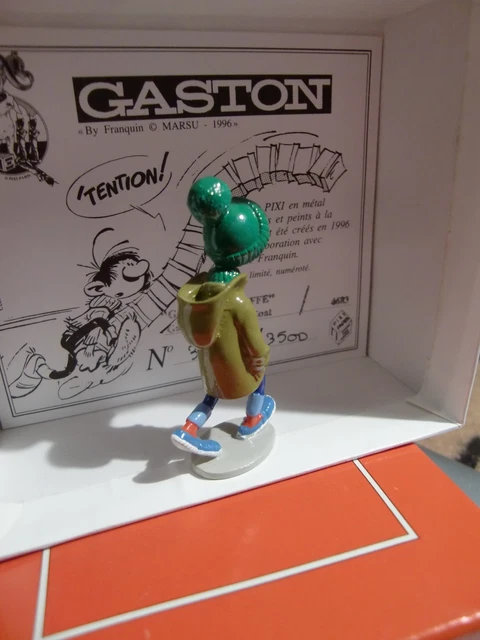 Pronéa Franquin Gaston - Gaston allongé