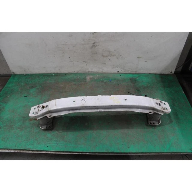 Renfort De Pare-choc Avant Pour Nissan Primera Berline (P12) - Pièce D'occasion - Code F9Q, 209545 Km