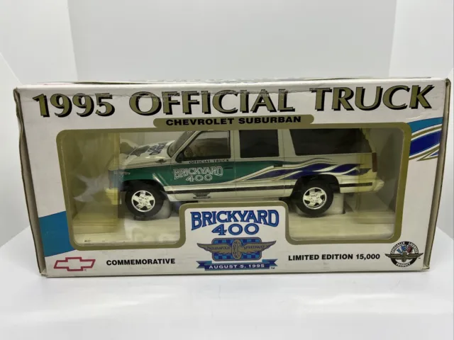 1995 Brookfield Dale Earnhardt Sr. Chevrolet Suburban 1:25 Brickyard 400 Diecast