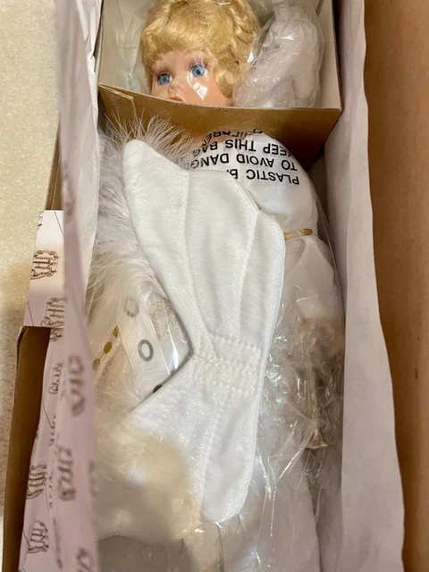 Heritage Signature Collection 2000 Porcelain Guardian Angel Doll Grace #12244 6