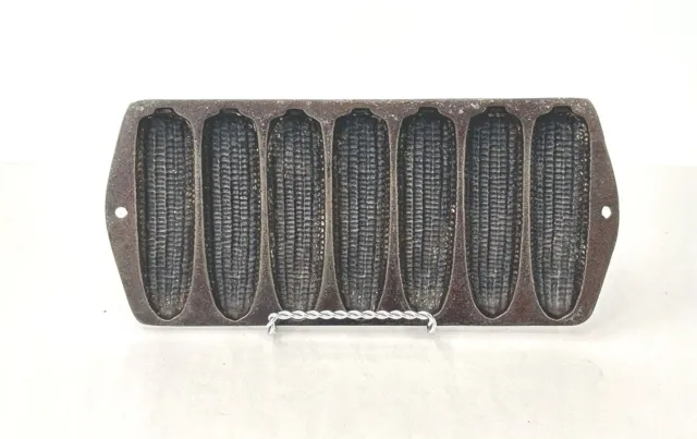 Vintage Cast Iron 7 Ear Corn Stick Cornbread Muffin Pan 12.5x5.5
