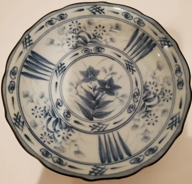 Vintage Japanese Porcelain Small Plate with Sometsuke flower design.
