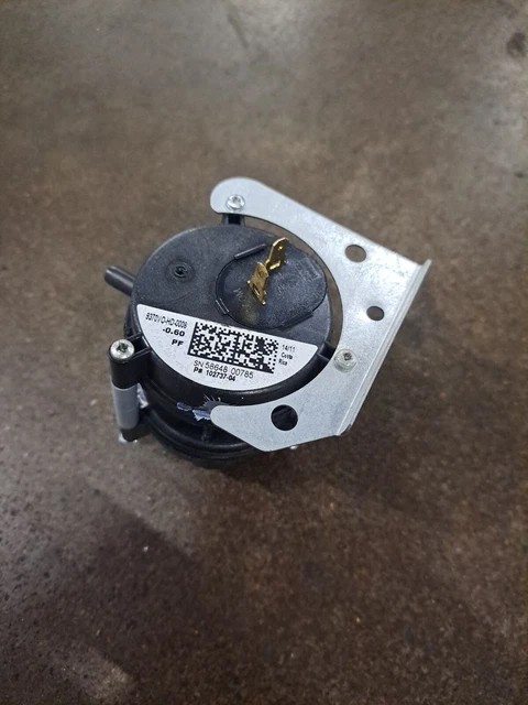 Lennox Ducane Armstrong 2-Stage Air Pressure Switch 102737-04 / 9370Vo-Hd-0008