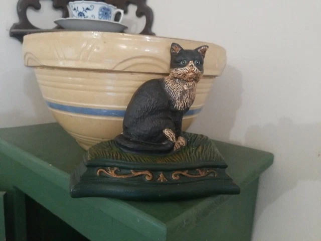 VINTAGE CAST IRON STANDING BLACK & WHITE TUXEDO CAT DOOR STOPPER 6" x 6.5"