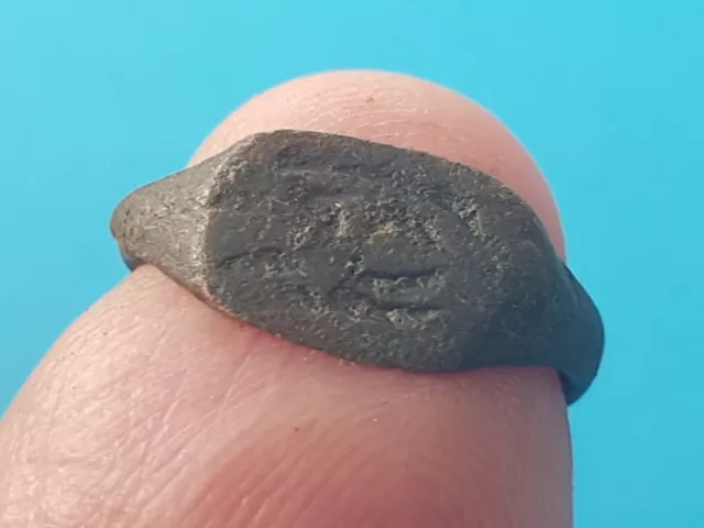 Very rare intact superb Viking childs bronze ring. Please read description. L300