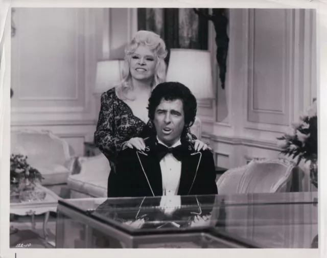 VINTAGE 8X10 PHOTO Actress Sex Symbol Mae West in Sextette 1978 w Alice