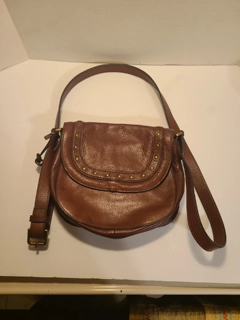 Fossil Crossbody Saddle Bag Brown Leather Key Charm Studs Buckle 100154 Zb6850