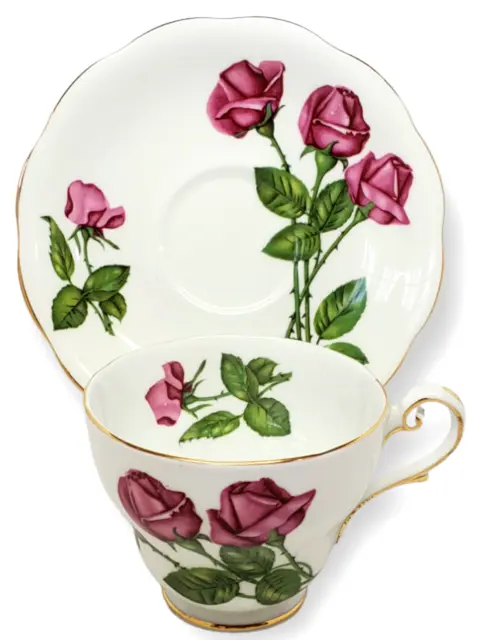Royal Standard - Three Red Roses Cup & Saucer Set - Fine Bone China - England