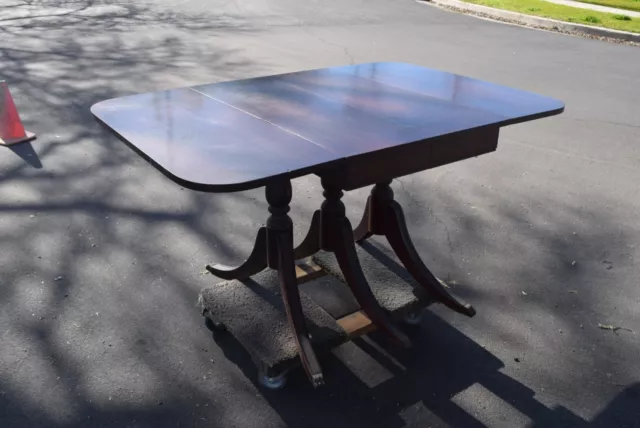 Vintage Federal PHYFE DUNCAN Style Triple Pedestal Drop-Leaf Dining Table 1940s