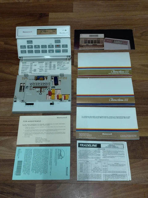 HONEYWELL CHRONOTHERM III Programmable Thermostat T8600C D111 - *Never