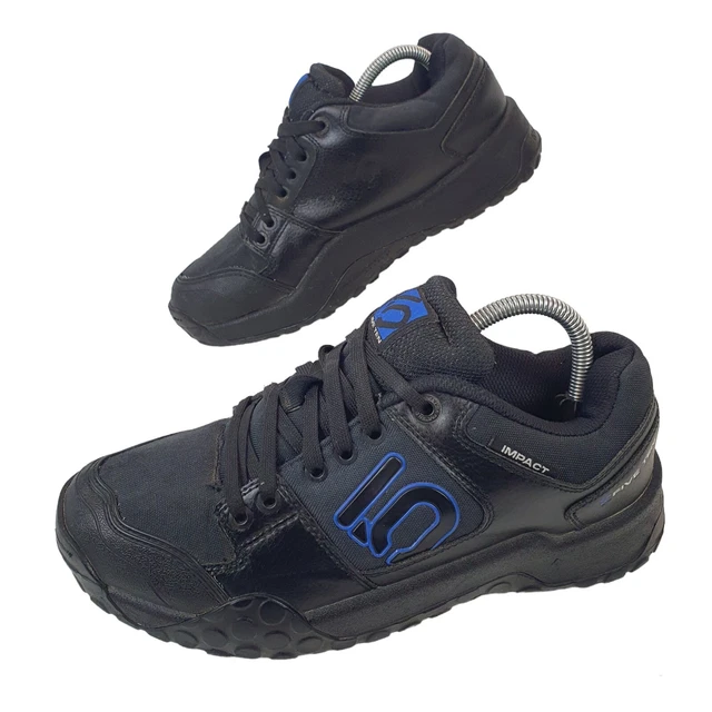 Five Ten Turnschuhe Gr. UK 8 Impact Low Stealth Gummischuhe Klettern schwarz blau