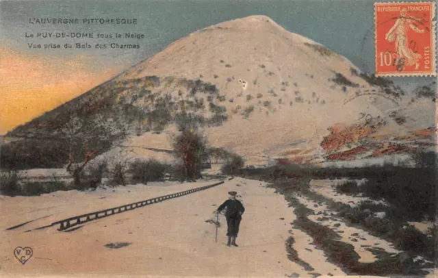 LE-PUY-de-DÔME sous la neige - vue prise du Bois des Charmes