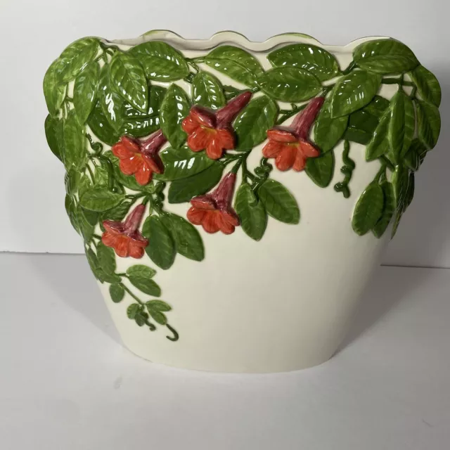 Ceramic Vase With Red And Pink Trumpet Flowers And Vines White 11” Tall