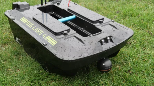 BIG LAKE BAIT BOAT MK4 with GPS AUTO PILOT