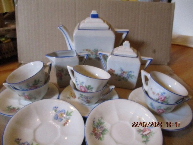 Dinette vintage 1950 service à café décor enfant d Apres Dinette vintage 1950 service à café décor enfant d Apres