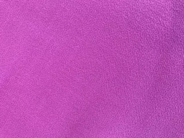 Coupon Crêpe de laine fuschia 3 m x 1,60 m 2