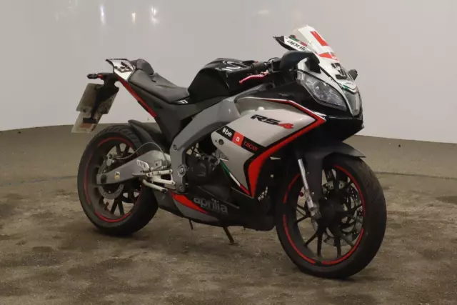 Aprilia rs 15 online