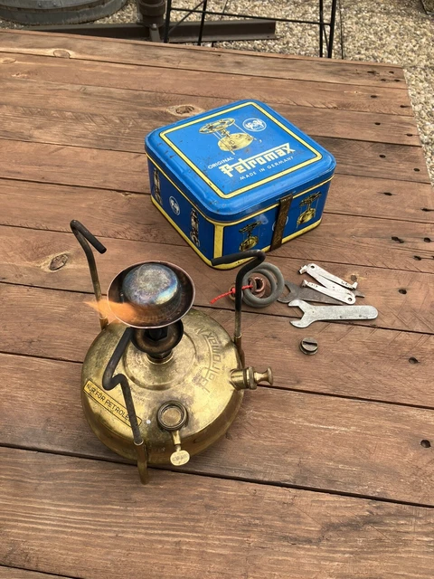 PETROMAX KOCHER No 100 in Original Blechbox