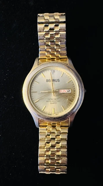 CLASSIC BENRUS Men's Gold Tone Day/Date Watch - Round, Stretch Band-New Battery