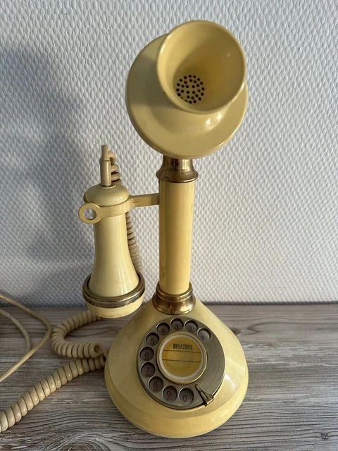 Altes Telefon mit Wählscheibe Binatone Modell 01/0421 Altes Telefon mit Wählscheibe Binatone Modell 01/0421