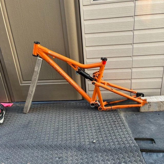 SANTA CRUZ BLUR XC 1 MTB Frame 26 Inch orange aluminum Free
