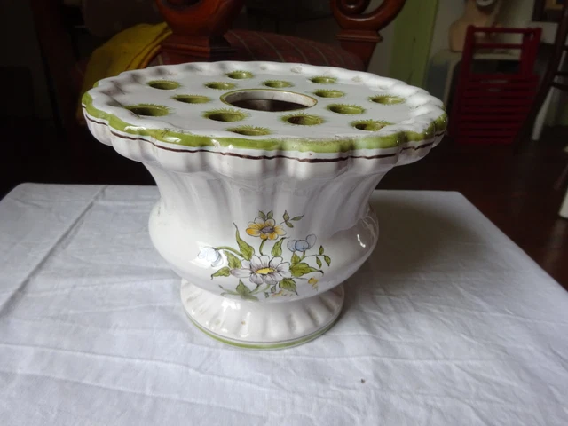 VASE PIQUE FLEURS bouquetière en faïence de Moustiers EUR 18,00