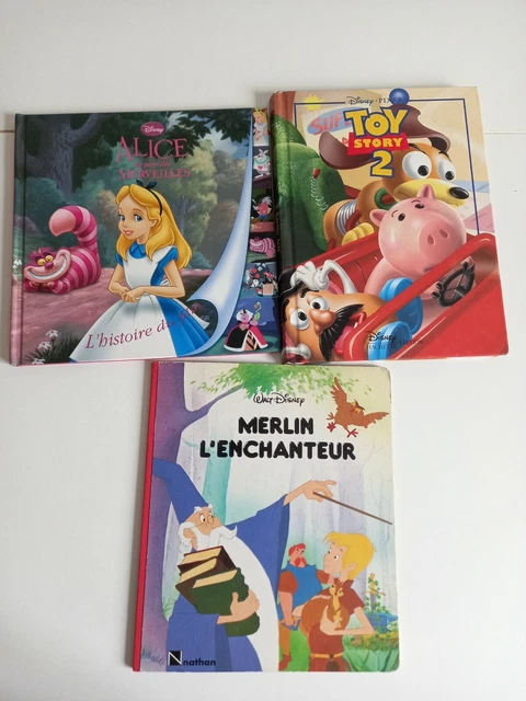 3 LIVRES DISNEY merlin l'enchanteur Alice au pays des merveilles toy ...