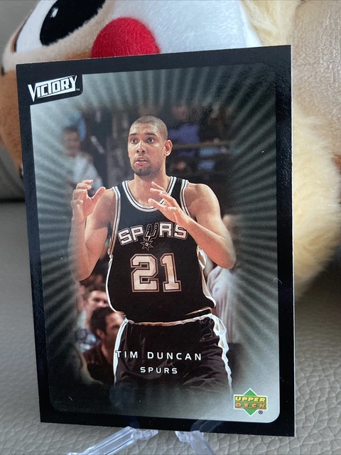 NBA 2003-04 Upper Deck Victory San Antonio Spurs Tim Duncan