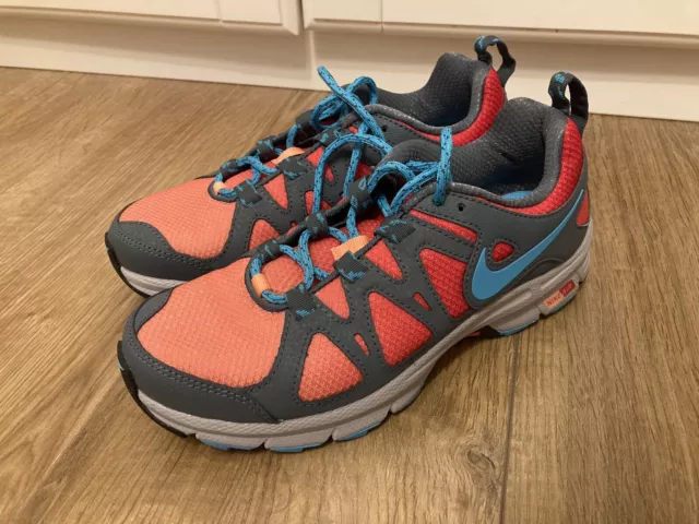 NIKE AIR ALVORD 10 UK Size 7 Trail Running Trainers Grey Red