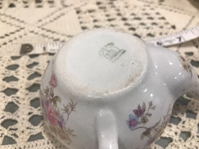 Antique Medical Porcelain Invalid/Infant Feeder Pap Boat Curved Top CETEM WARE