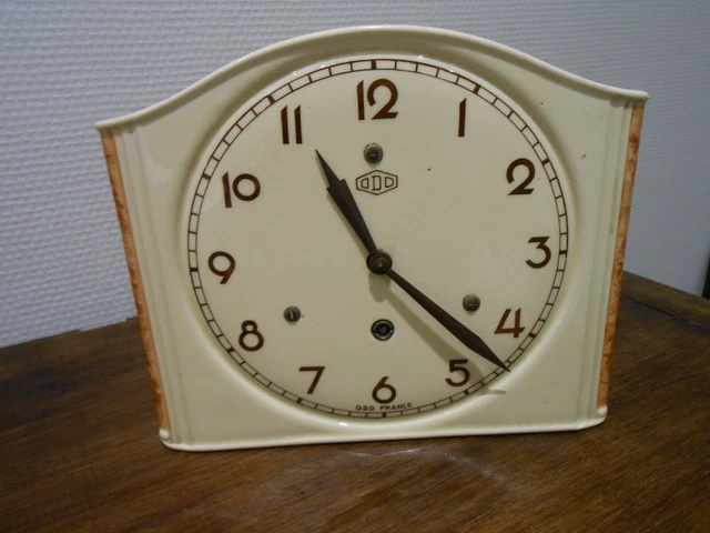 ANCIENNE HORLOGE MURALE A PILES POUR GARE OU EGLISE TBE DIAM:26 cm EUR