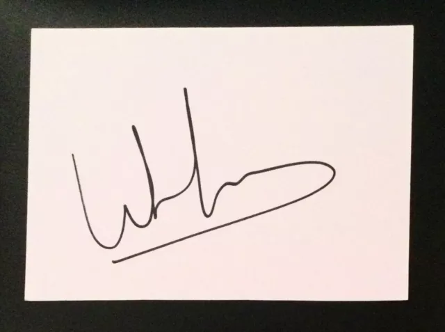 DARTS LUKE HUMPHRIES "COOL HAND" SIGNED 8 x 6 CARD