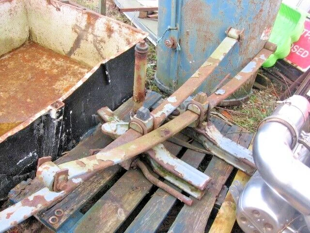1 Used Front Spring Off Daf Lf 45,  10 Ton.. 8 Stud Axle , Approx Year 2008
