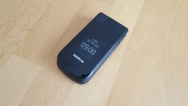 Nokia 2720 Fold Schwarz Klapphandy ohne Vertrag / 36 Monate (3 Jahre) Gewähr