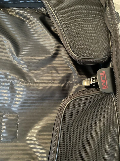TUMI Alpha 2231D3 High-Quality Black Ballistic Nylon Rolling Garment Bag GREAT 3