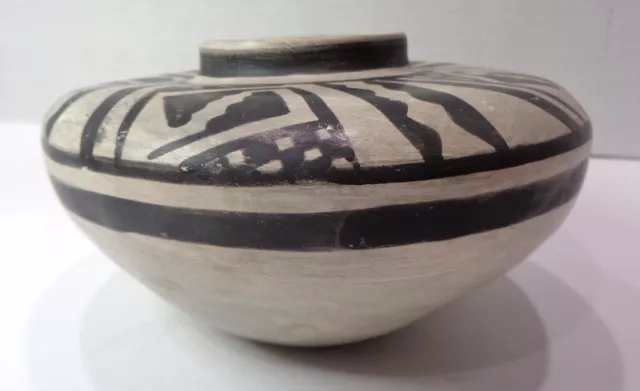 Reproduction Anasazi Decorated Seed Bowl – Indian Native American Pottery Pot
