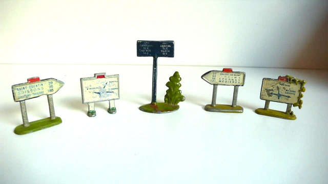 ensemble-de-5-panneaux-routiers-ann-es-50-quiralu-pour-dinky-norev