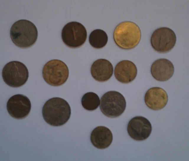 münzen konvolut 17x centime81,80,74,84,64,franc,pfennig,schilling,newpence,etc.
