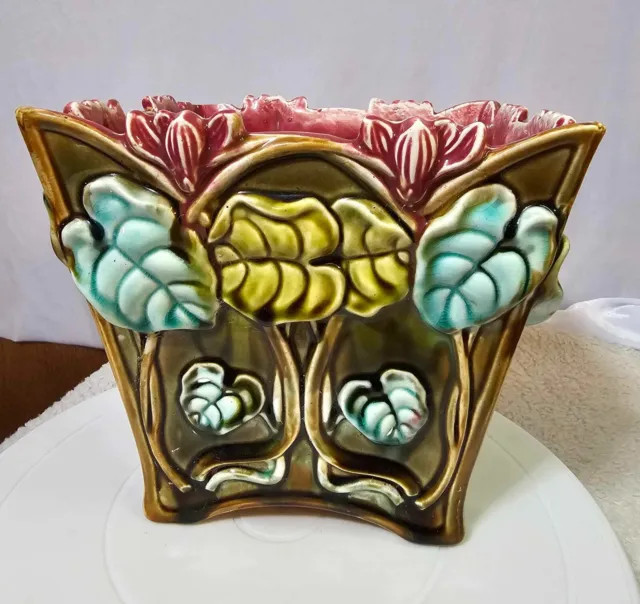 Majolica Cyclamens Cache Pot Frie Onnaing Art Nouveau France Embossed Leaf -READ