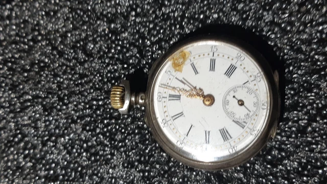 Montre Gousset Ancienne En Argent - Marque Messidor, 17 Rubis - Occasion - Pièce De Collection