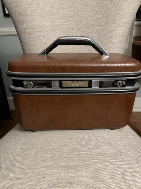 Vintage Samsonite Hard Shell Makeup Toiletries Luggage Case w/ Mirror