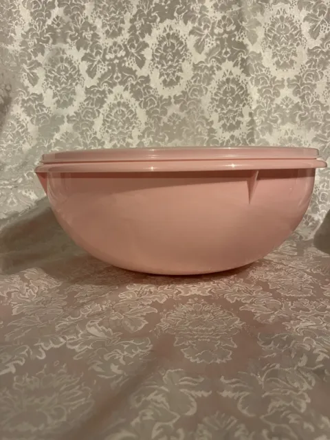 Tupperware Classic Thatsa Bowl 32 Cup Pink Large Bowl