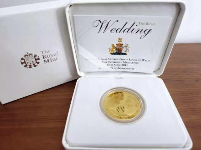 2011 William and Kate wedding Gold Plate Silver £5 coin