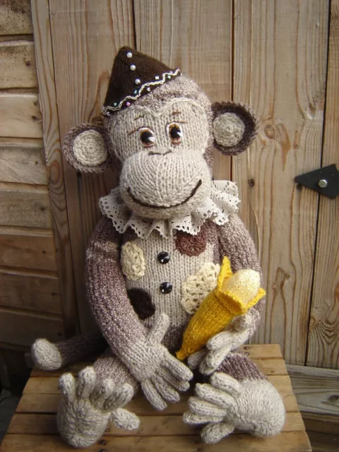 Original Strickmuster - Stricken Sie einen Affen mit einer Banane mit Ihren eigenen Händen