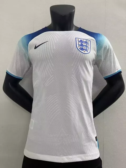 ⚽️⚽️England Home World Cup 2022 Shirt Size Medium ⚽️⚽️