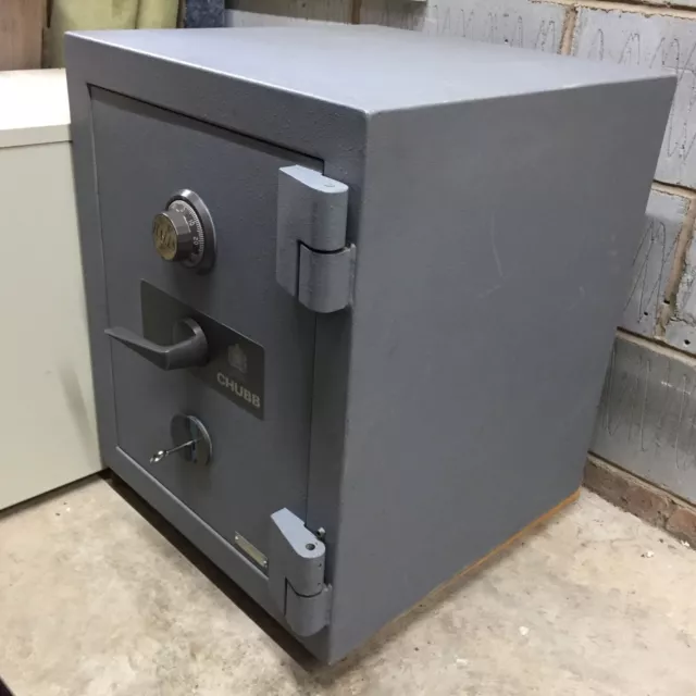 Chubb Leamington Size 1 safe