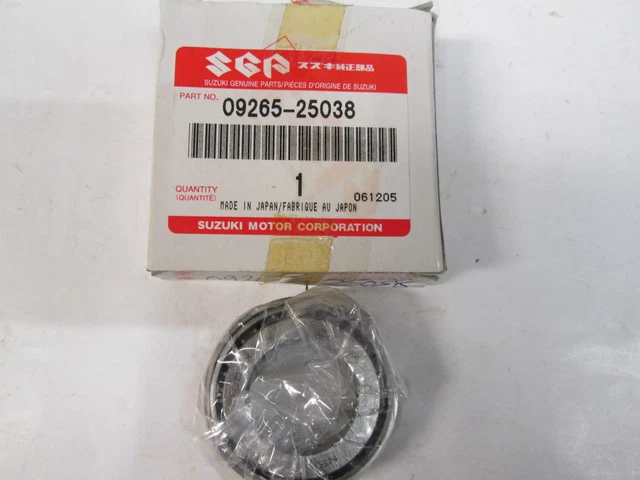 Suzuki GSF 1200 Bandit Steering Head Stock Stem Bearing & Seals 97 - 05 | UK