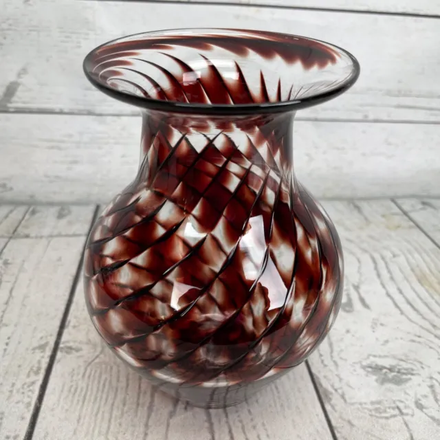 Vintage Hand Blown Patterned Art Glass Optic Vase Ribbing Color Spin 1994 Signed