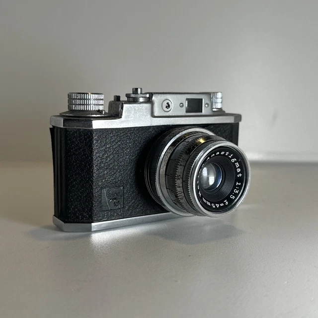 35mm Cameras, Vintage Cameras, Vintage Movie & Photography