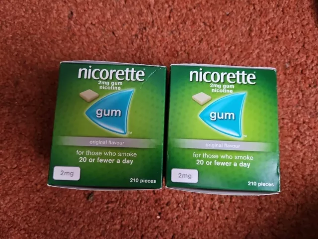 2x Nicorette Chewing Gum Original Freshmint Flavour, 2mg x 210 Pieces